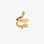 Bílá náušnice typu earcuff
